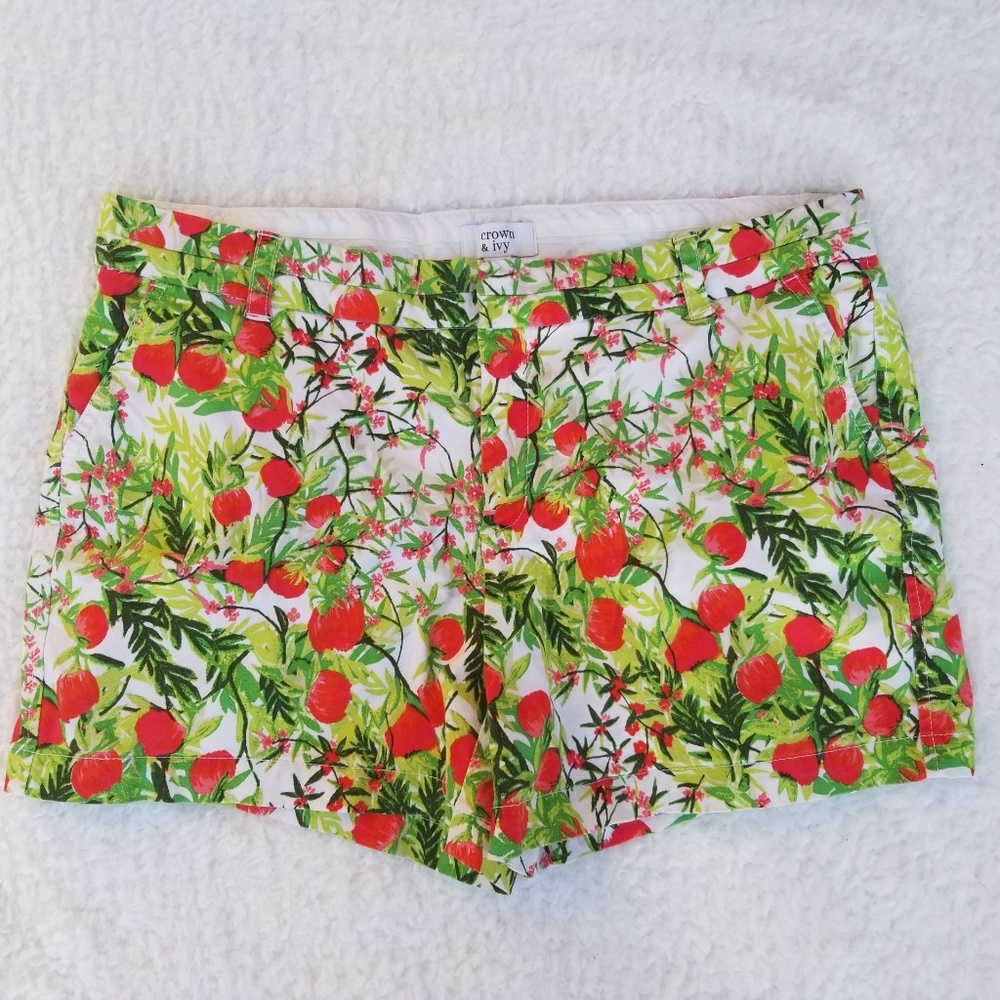 Crown & Ivy Floral Shorts Size 14